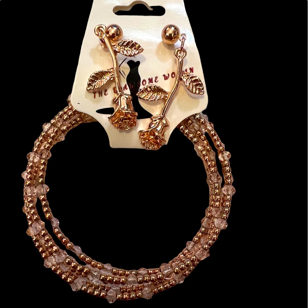 ROSE GOLD COLORED BEADED BRACELET AND ROSE EARRING SET